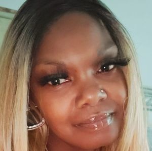 Meet your Posher, Donya